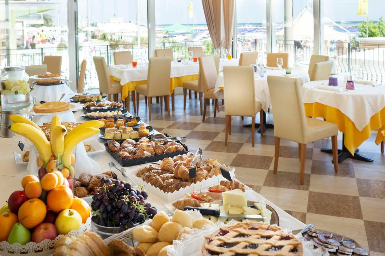 Hotel Orizzonte Bellaria – Igea Marina Kültér fotó